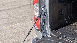 GMC Canyon Tailgate Assist - Driver Side - Rough Country - '15-'22